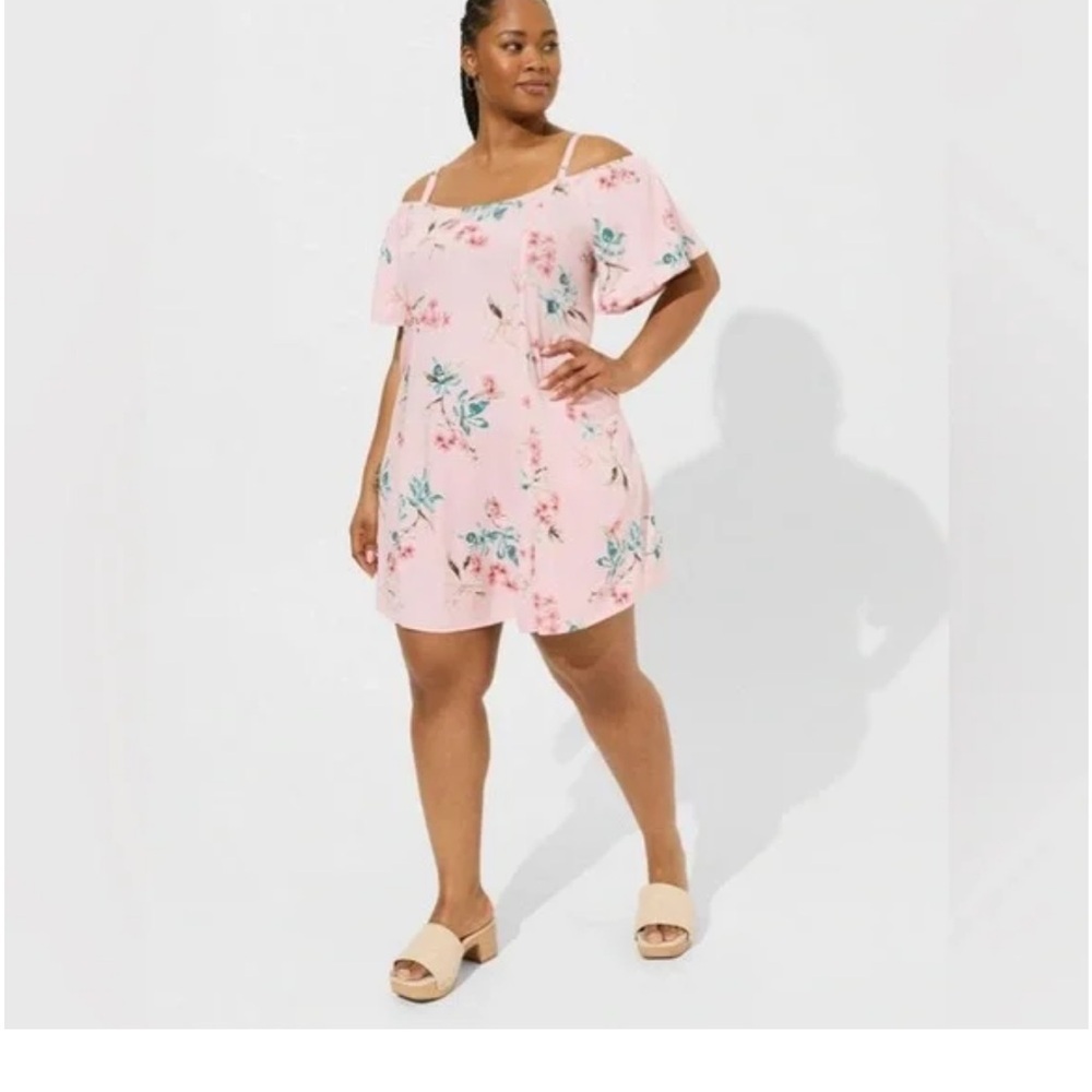 Torrid Plus Size Pink Floral Mini Challis Cold Shoulder Dress With Pockets 3x